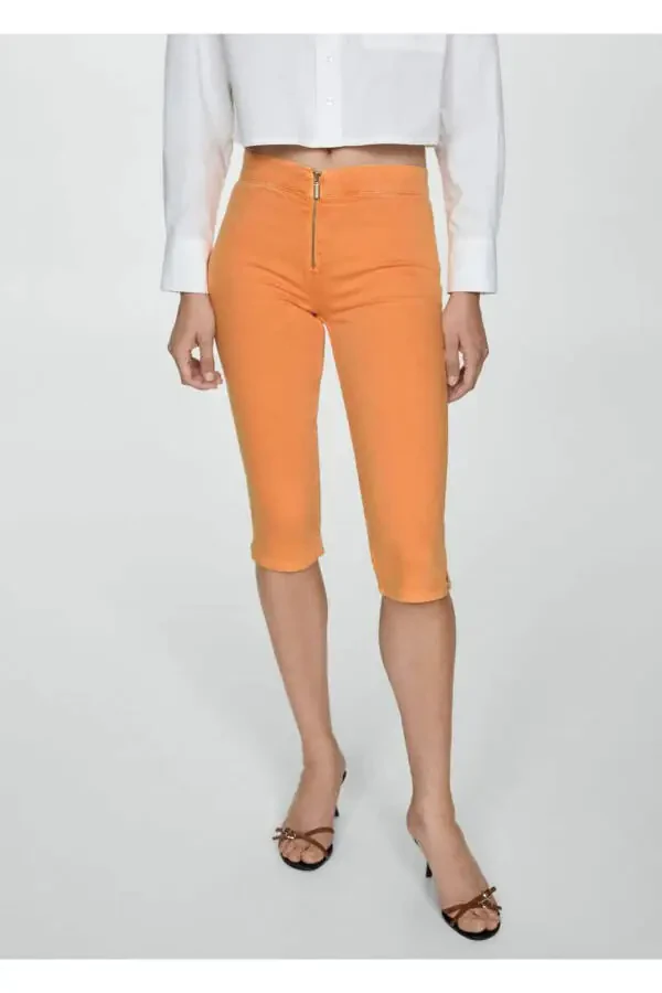 Slim Fit Capri Zipped Jeans - 1