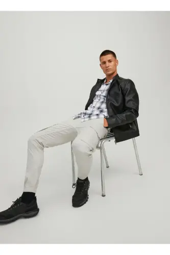 Slim fit cream men's cargo pants - JACK & JONES (1)