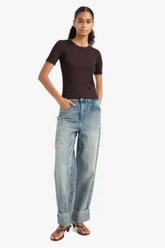 Slim Fit Dar Kesim Bisiklet Yaka Basic Düz Fitilli Kaşkorse Kısa Kollu Tişört-Kahve - 2