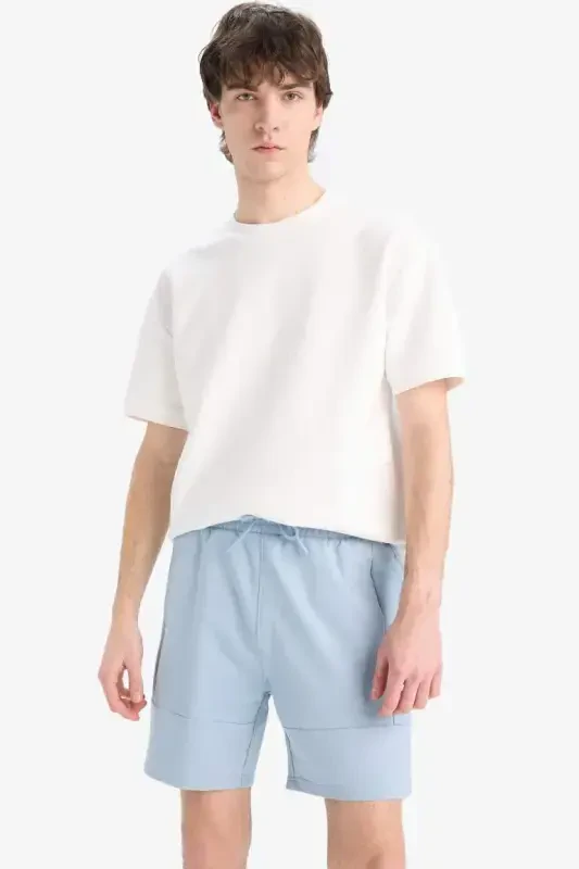 Slim Fit Dar Kesim Dar Paça Basic Düz Şort-Açık Mavi - 3