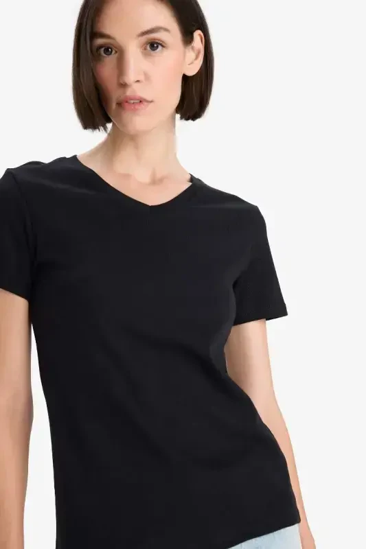 Slim Fit Dar Kesim V Yaka Basic Düz Ribana Kısa Kollu Tişört-Siyah - 4