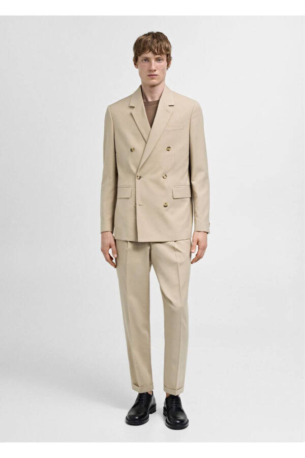 Slim-fit double-breasted blazer - 3