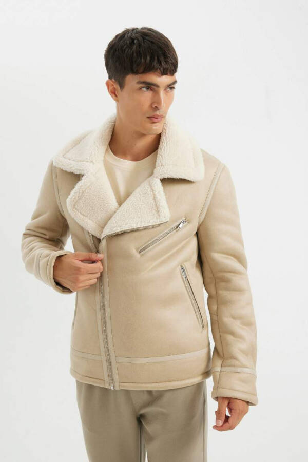 Slim Fit Faux Leather Jacket with Zippered Collar Faux Fur Lining in Off-White - 5