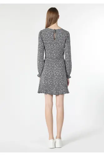 Slim fit floral printed navy blue women's dress. - COLIN'S (1)