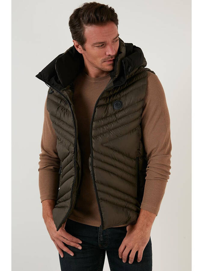 Slim Fit Hooded Stand Collar Pocket Puffer Vest 6274910 - 12