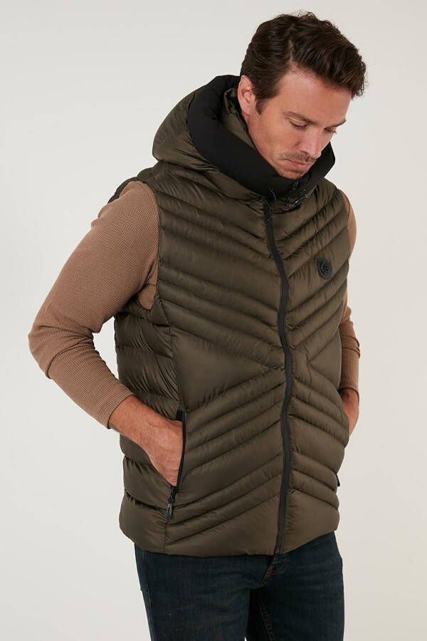 Haki Slim Fit Kapüşonlu Dik Yaka Cepli Şişme Yelek 6274910-Haki - 18