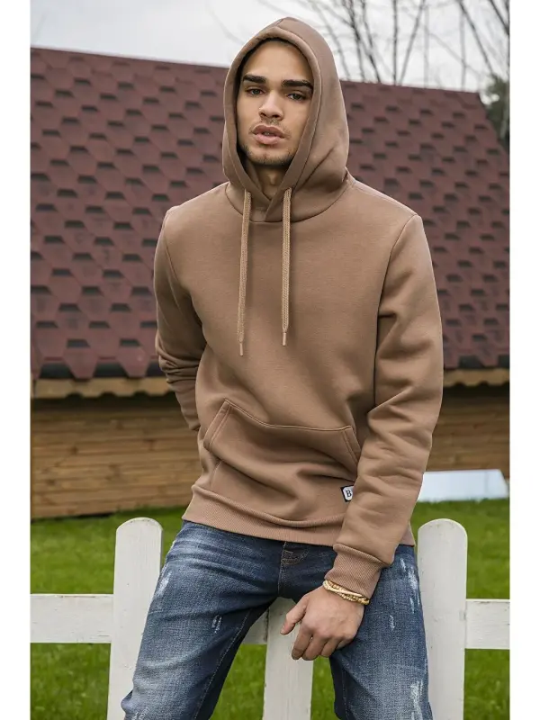 Kahverengi Slim Fit Kapüşonlu Kanguru Cepli İçi Tüylü Yumuşak Şardonlu Erkek Hoodie 5905281-Kahverengi - 1