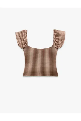 Slim Fit Kısa Kollu U Yaka Büzgülü Fiyonk Detaylı Pötikareli Bluz - Kahverengi Ekoseli - 3