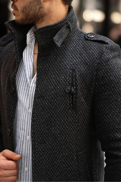 Slim fit, long cashmere coat. - 4