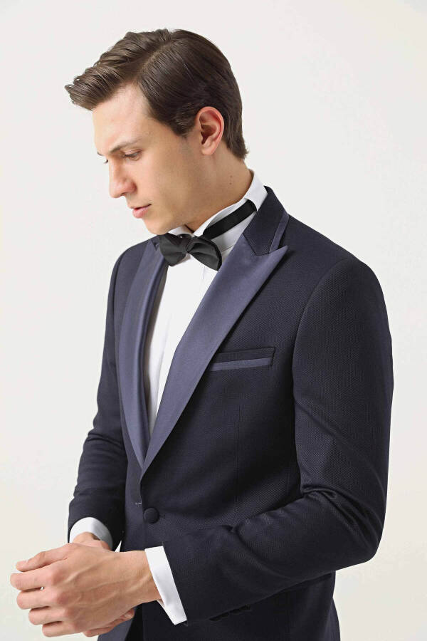 Slim Fit Navy Blue Armoured Notch Lapel Groom & Tuxedo Suit - 26