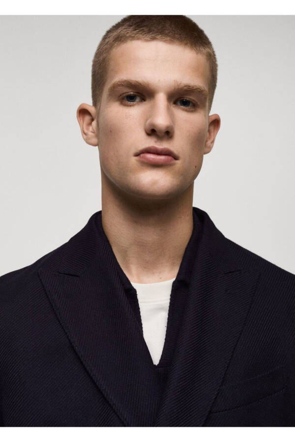 Slim-fit notched lapel double-breasted blazer - 7