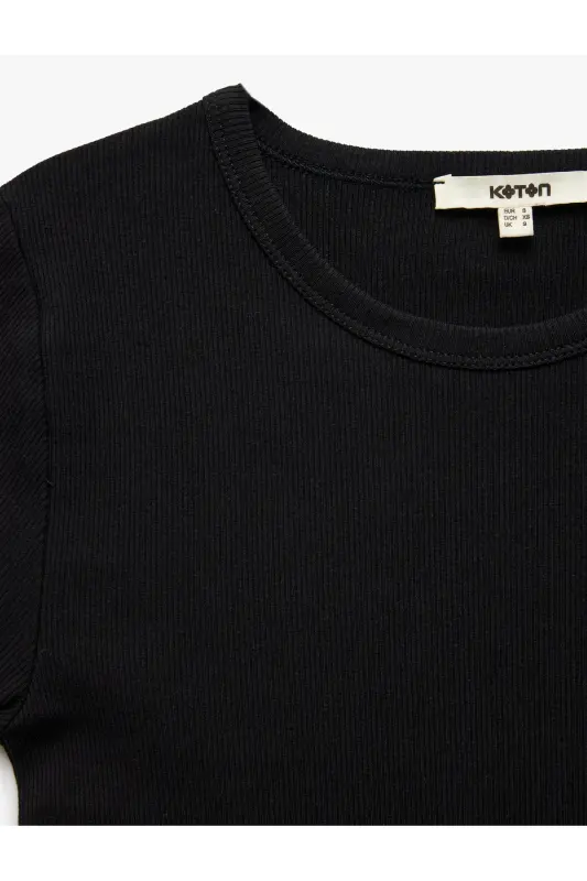 Slim Fit Pamuklu Kısa Kollu Bisiklet Yaka Kadın Basic Tişört - Siyah - 3