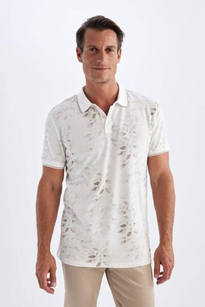 Slim Fit Dar Kesim Polo Yaka Baskılı Kısa Kollu Tişört Kırık Beyaz - 4