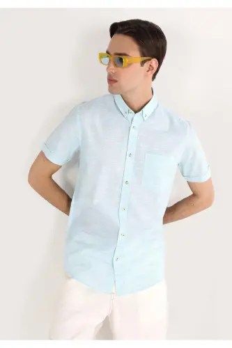 Slim Fit, qisqa yengli, yashil rangli, oddiy erkaklar ko'ylagi. - 1
