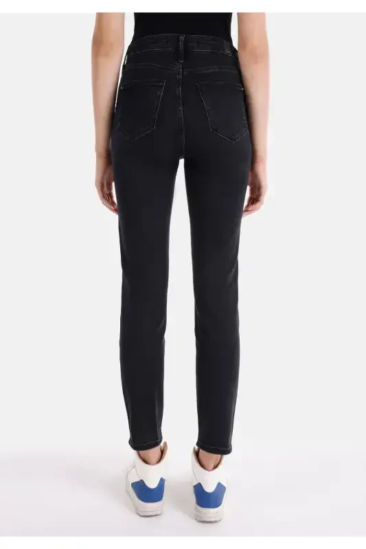 Slim Fit, Regular Waist, Straight Leg Jean Pants for Women - 2