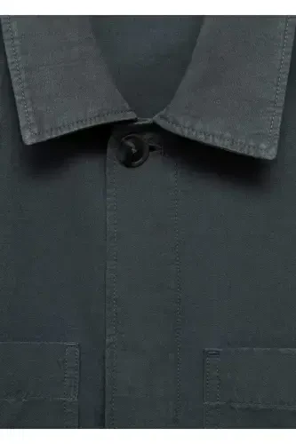 Slim fit shirt jacket with pockets - 4