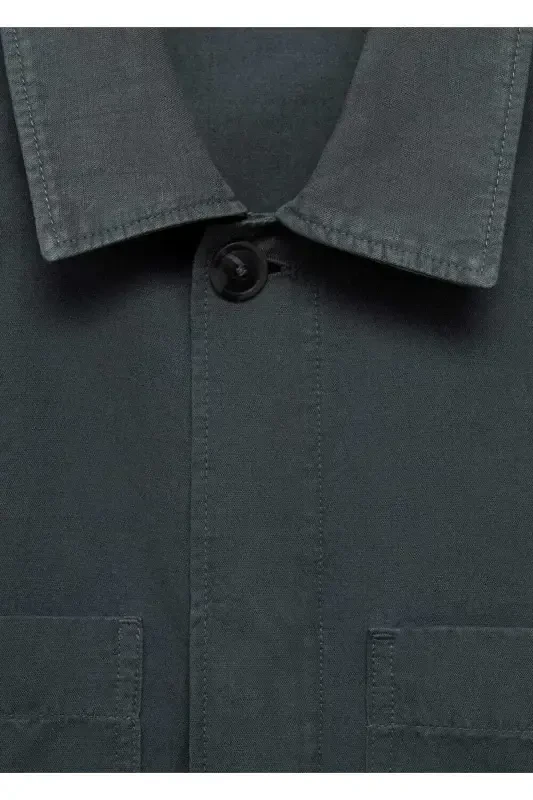 Slim fit shirt jacket with pockets - 4