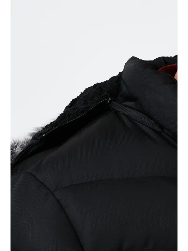 Slim Fit Suni Kürklü Peluş Astarlı Çıkarılabilir Kapüşonlu Şişme Mont 5761080 B-Siyah - 7