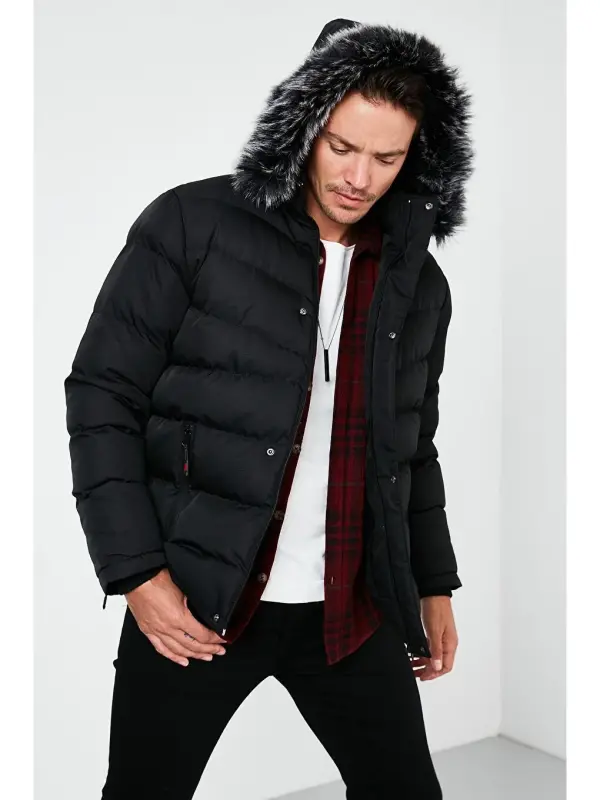 Slim Fit Sun'iy Mo'ynali Peluş Astarli Chiqariladigan Kapüşonli Shishme Mont 5761080 B-Qora - 3