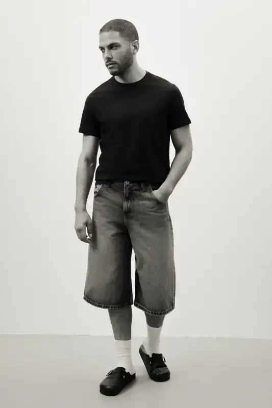 Slim Fit T-shirt - 2