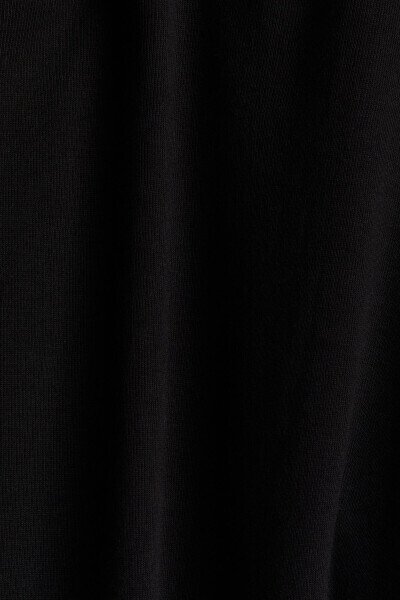 Slim Fit T-Shirt - 4