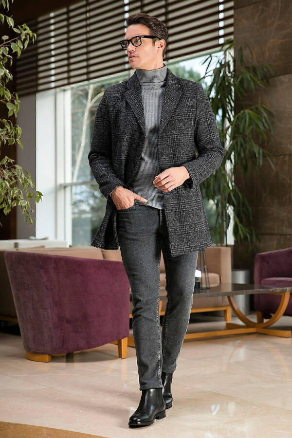 Slim Fit Tek Yırtmaçlı Düğmeli Mono Yaka Kaşe Kaban - 1