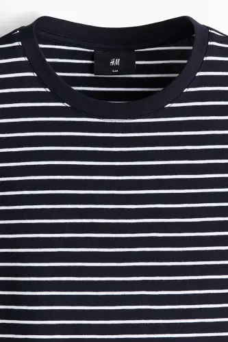 Slim Fit Tişört - Lacivert/Çizgili - H&M (1)