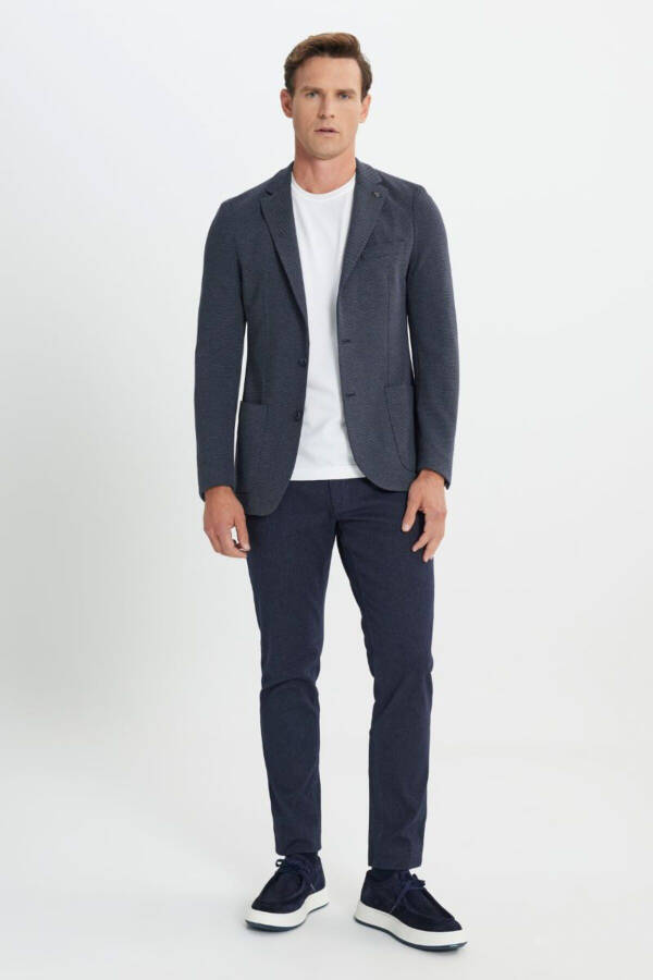 Slim Fit Tor ko'krak cho'ntakli naqshli tor yaka. - 2