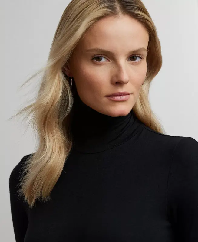 Slim-Fit Turtleneck - 3