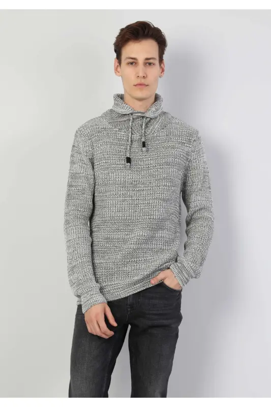 Slim Fit V-bo'yinli erkaklar uchun kulrang melanj sviter - 4
