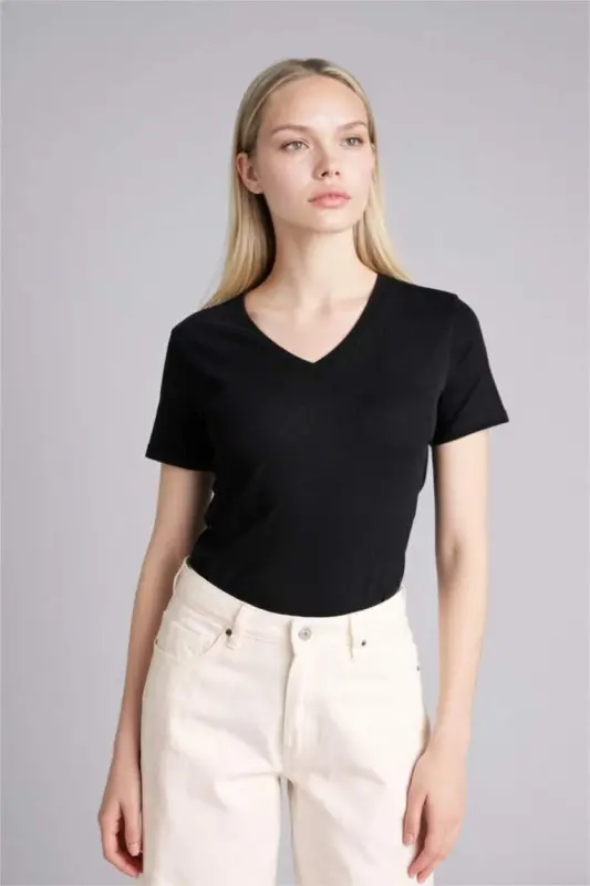 Slim Fit V bo'yinli qisqa yengli ribana futbolkasi qora - 1