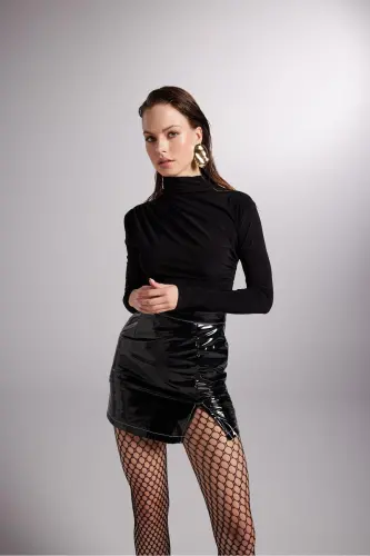 Slit Lined Patent Mini Bria Skirt Black - 8