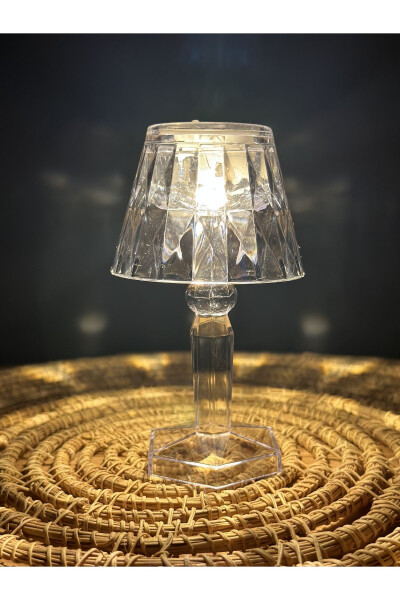 Small Crystal Diamond LED Table Lamp Battery Powered Projection Transparent Lampshade 12 Cm - LAPIDARIA