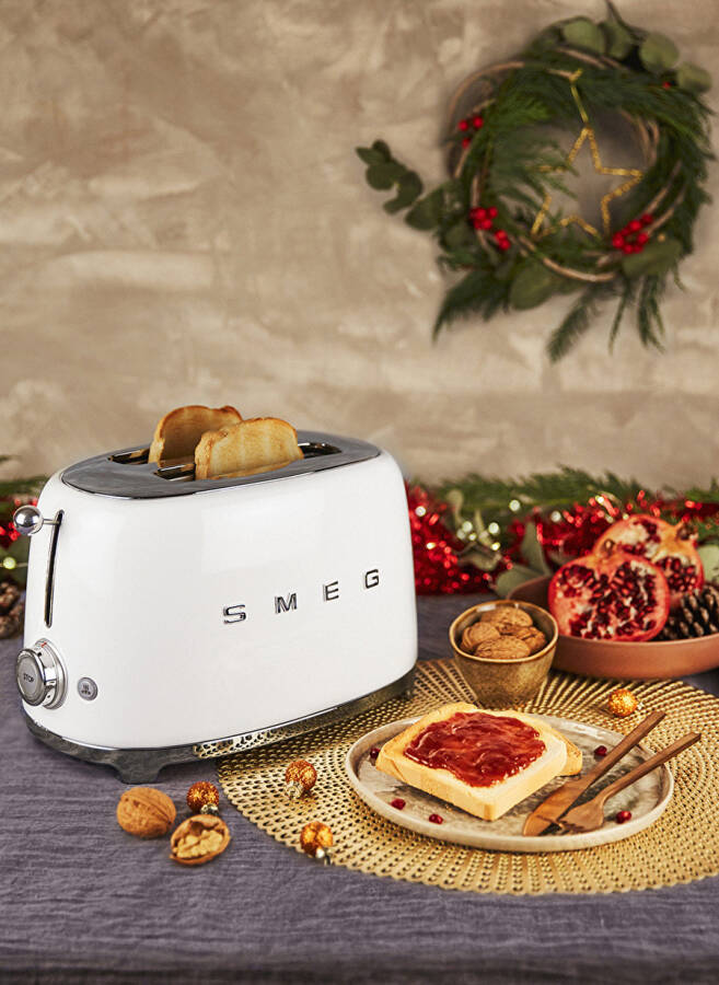 SMEG 50'ler Tarzı Retro TSF01WHEU Beyaz 2X Ekmek Kızartma Makinesi - 4