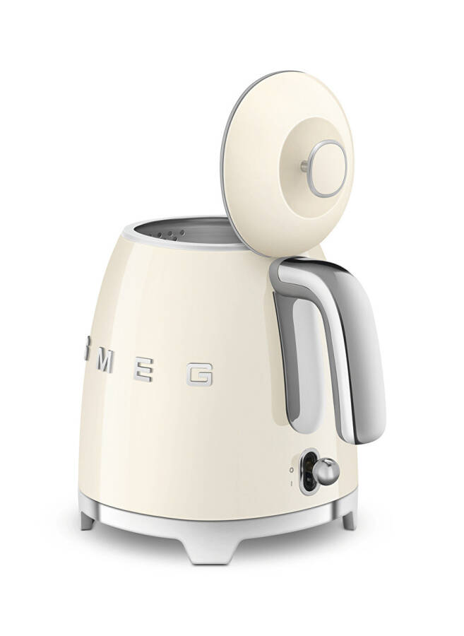 Smeg 50's Style KLF05CREU 0.8 Litre Cream Mini Kettle - 6