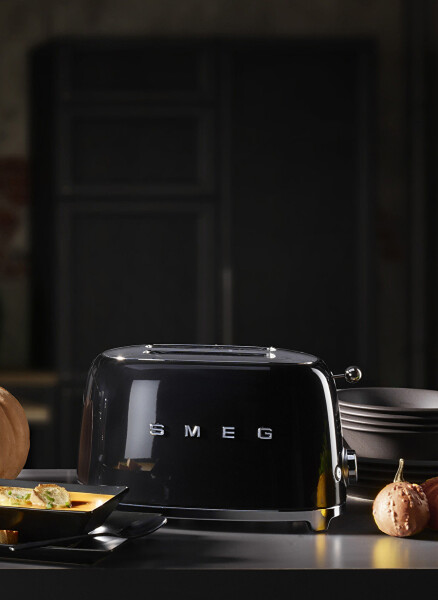 SMEG 50's Style Retro TSF01BLEU Black Toaster - 4