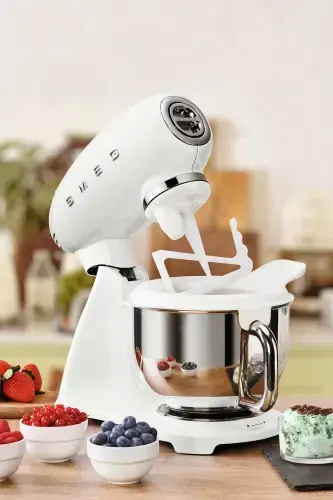 SMF03WHEU Retro 4.8 Litre White Stand Mixer - 6
