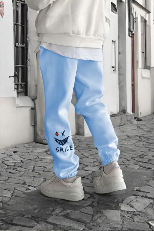Smile Face Bebe Mavisi Jogger Ince Eşofman Altı - Paça Baskı Detaylı Lastik Paça Baskılı Rahat Tarz - Bebe Mavisi - DUBU BUTİK