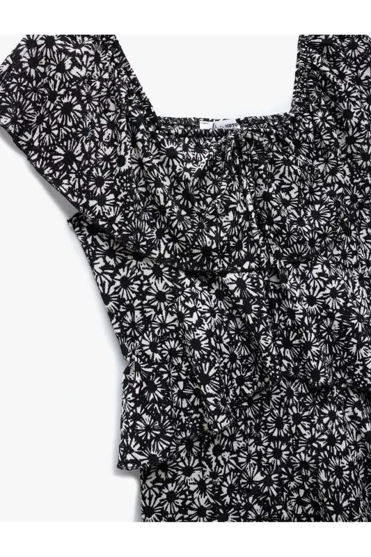 Smocked Boat Neck Sleeveless Flounced Tiered Floral Mini Jumpsuit - 5