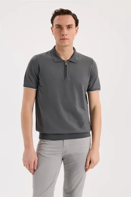 Smoked Slim Fit Knitted Zip-Up Polo Neck T-Shirt - 1