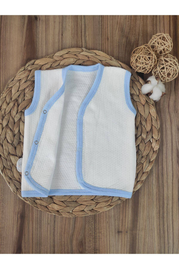 Snap button, sleeveless, quilted baby vest. 100% cotton, blue-white colors, for baby girls and boys. - 6