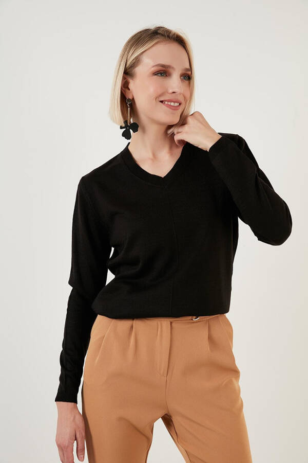 Soft Acrylic V-Neck Knit Sweater 6327030 - 19