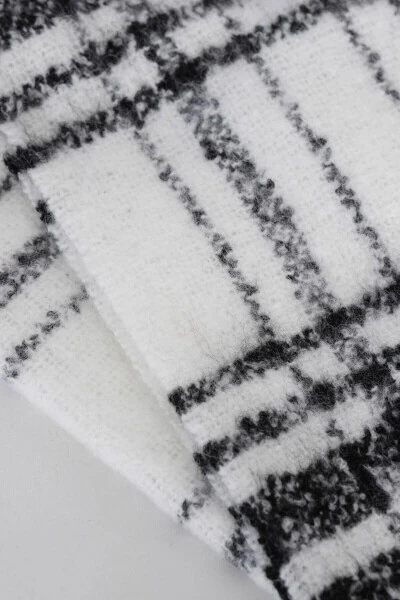 Soft Textured Patterned Shawl Shawl2022-d1 - 5