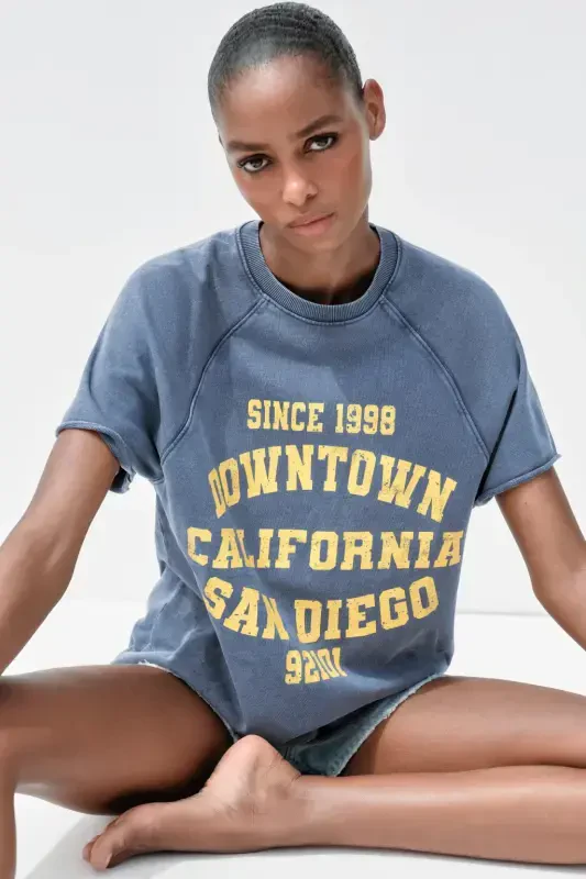 SOLIQ EFFEKTLI YOZUVLI PAXTA SVITERI - Moviy - 3