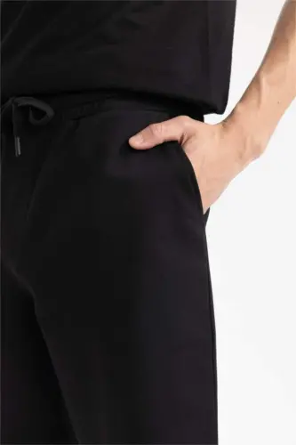 Шорты из хлопка с регулируемой талией Regular Fit Черный - 5