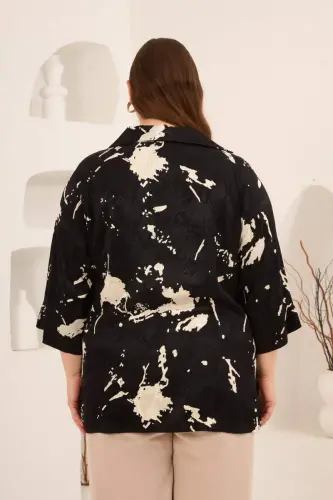 Soyut Desenli Broş Detaylı Kadın Büyük Beden Bluz Siyah - 6