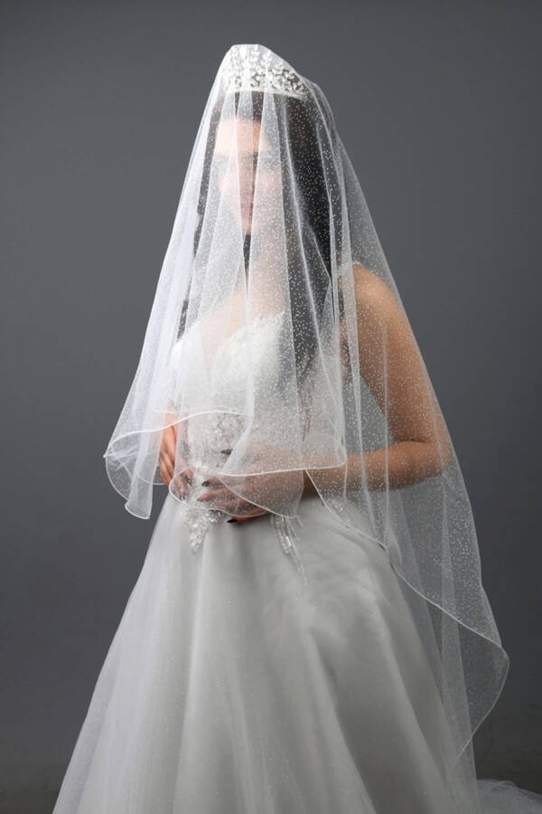 Sparkly Two-Layered Long Bridal Veil 3 Meters Long with Comb in Off-White - 26