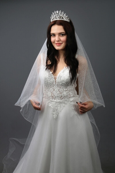 Sparkly Two-Layered Long Bridal Veil 3 Meters Long with Comb in Off-White - 17