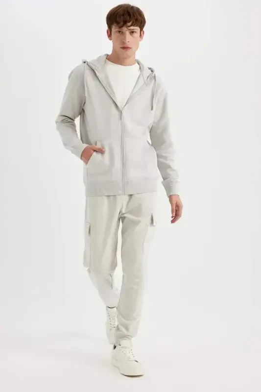 Спортивные штаны с карго-карманами Regular Fit - 4