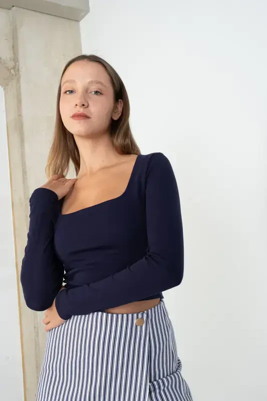 Square Neck Long Sleeve Basic Crop Blouse B3713-j1-Navy Blue - ADDAX